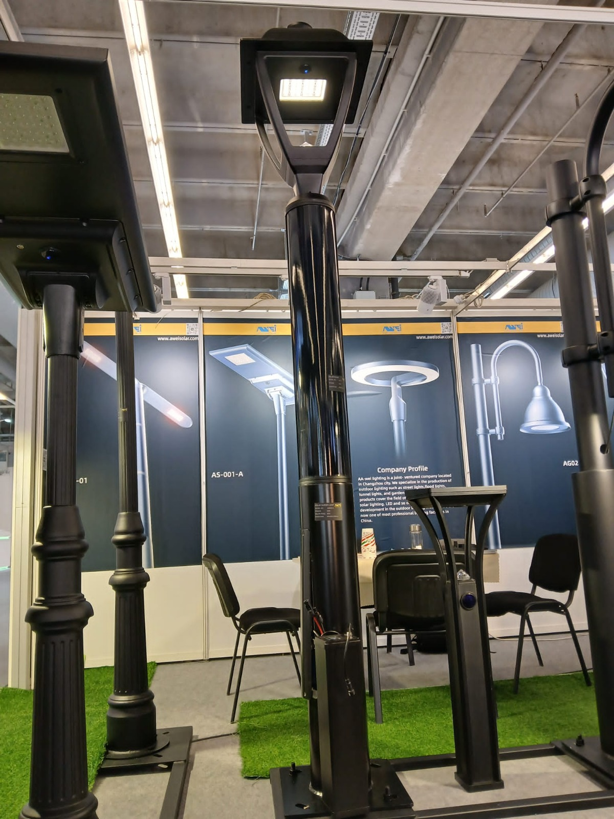 Τελευταία εταιρικά blogs για Επίσημα κυκλοφόρησε η κυλινδρική μονάδα ηλιακής ενέργειας από σκληρυμένο γυαλί.